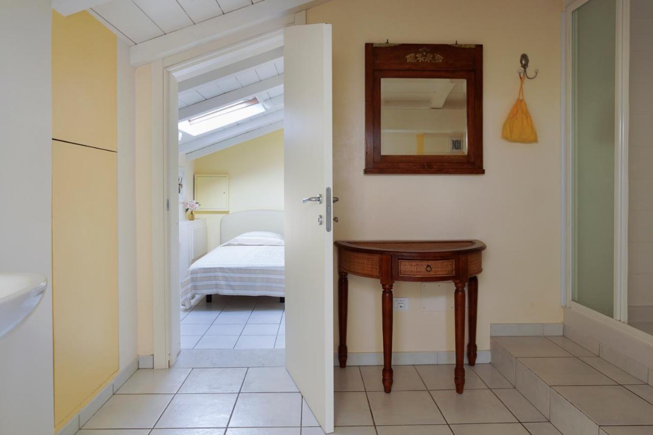 Villa Amelia Rooms Marina di Pietrasanta Exterior photo